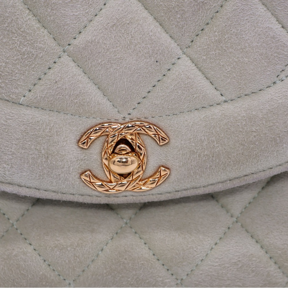 Chanel Vintage Mint Green Gold Matelasse Crossbody Bag Quilted Design - Picture 14 of 16